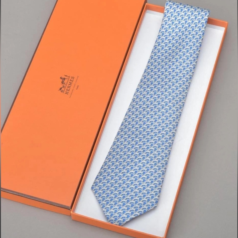 HERMES New Unused  Neck Tie Light Blue with White Geometric Design